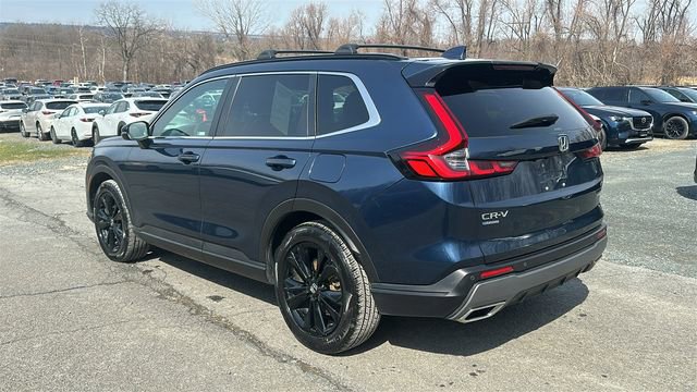 Used 2024 Honda CR-V Sport Touring image 8