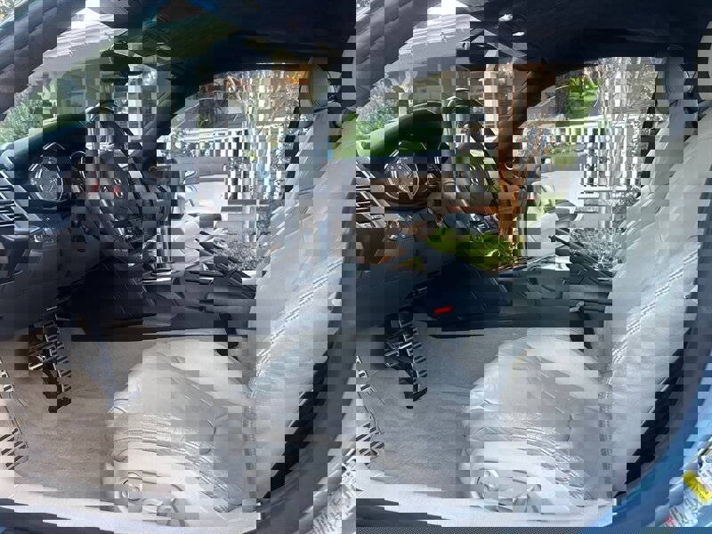 Used 2009 Audi R8 V8 w/ Enhanced Leather Pkg image 13