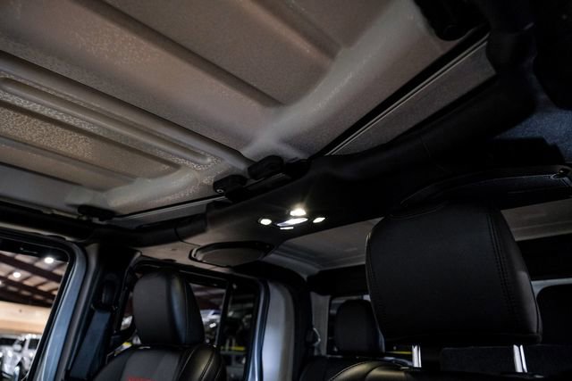Used 2020 Jeep Gladiator Rubicon image 16