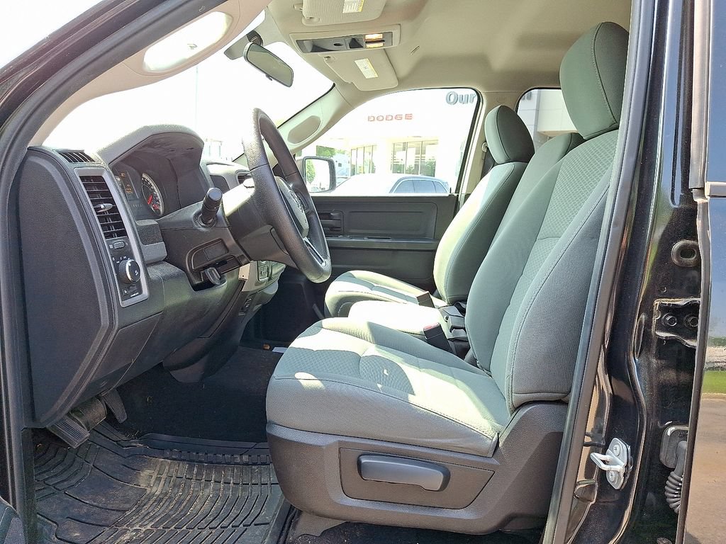 Certified 2017 RAM 1500 Express AWD/4WD image 11