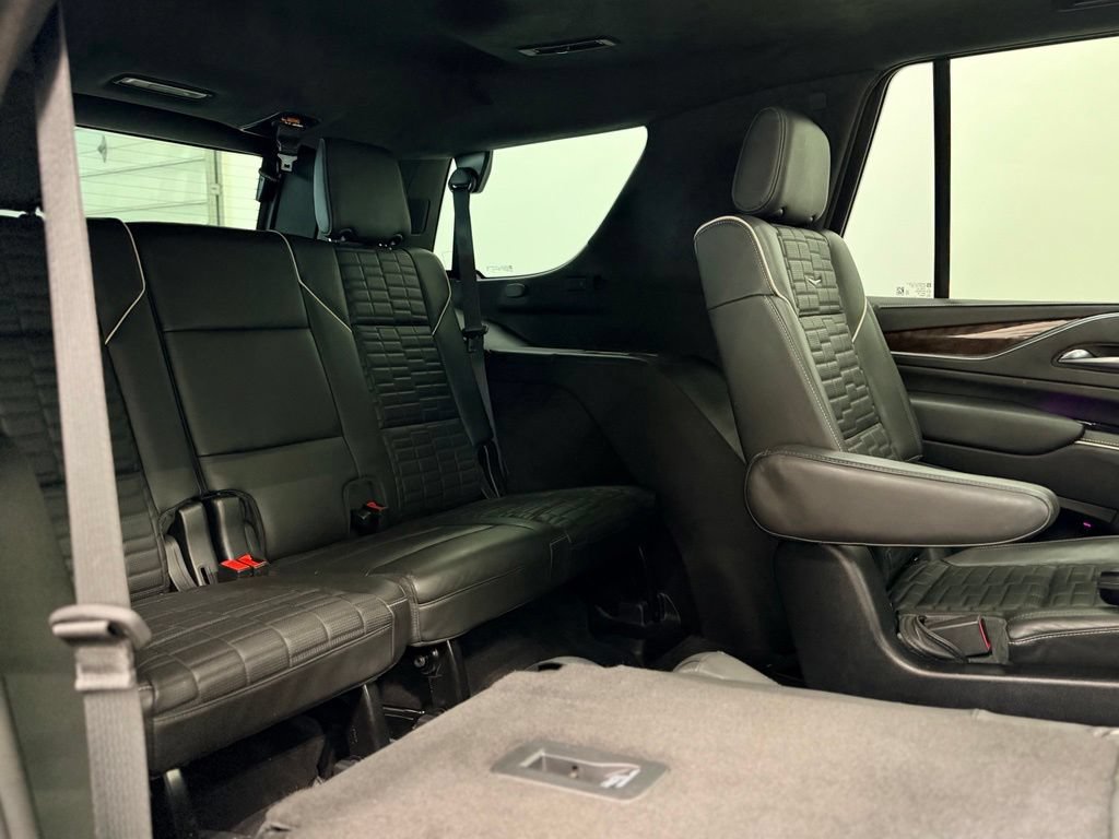 Used 2023 Cadillac Escalade Sport Platinum AWD/4WD image 23