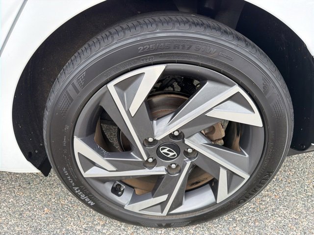 Certified 2024 Hyundai Elantra SEL w/ Convenience Package image 34