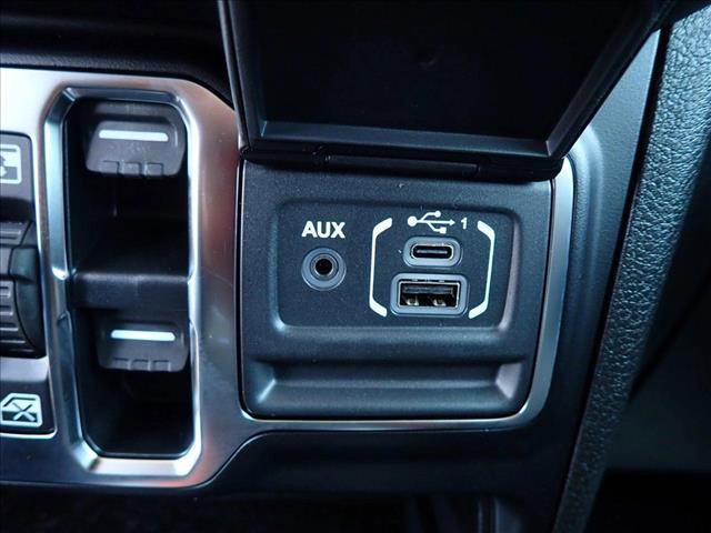 New 2025 Jeep Wrangler Sahara image 21