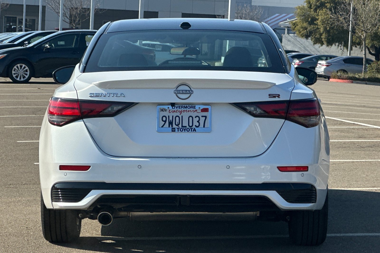 Used 2025 Nissan Sentra SR w/ SR Premium Package image 5