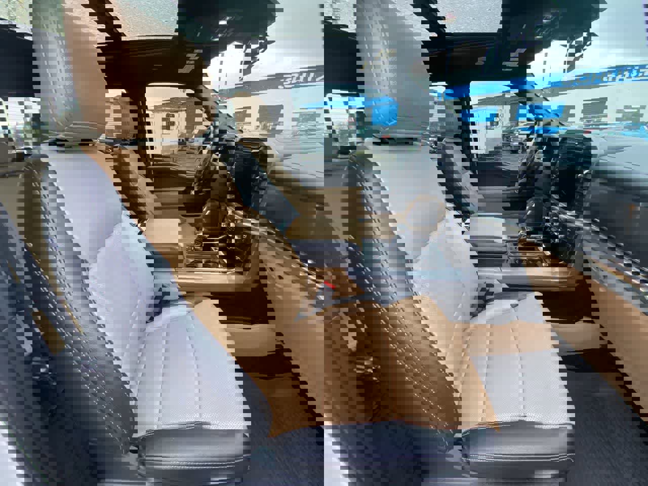 Used 2021 Ford F150 Lariat w/ Equipment Group 502A High image 24