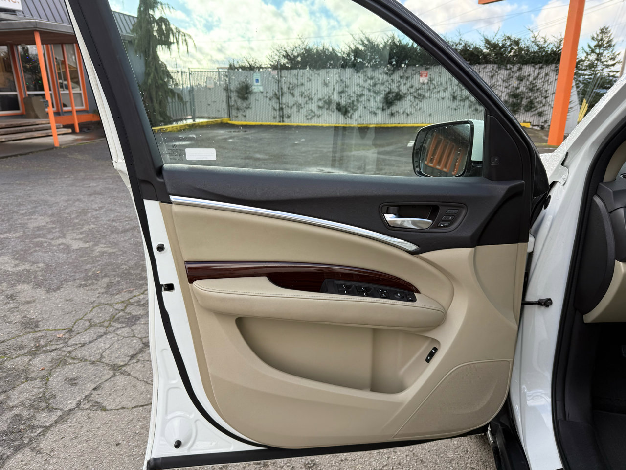 Used 2016 Acura MDX SH-AWD image 15