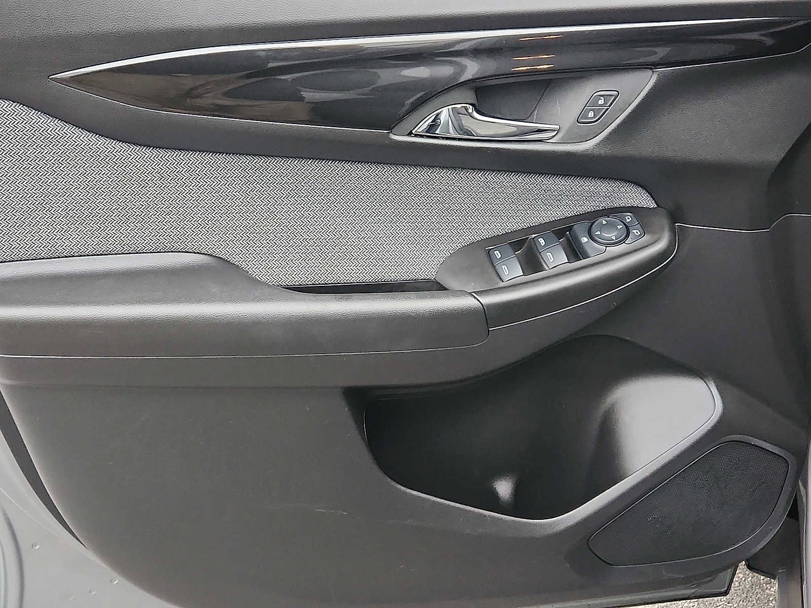 Used 2025 Chevrolet TrailBlazer LT image 12