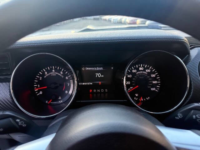 Used 2017 Ford Mustang V6 2dr Fastback image 12