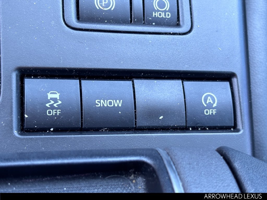 Used 2021 Toyota Highlander XSE FWD image 31