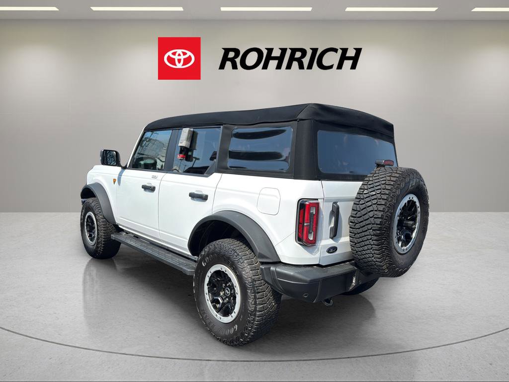 Used 2023 Ford Bronco Badlands image 7