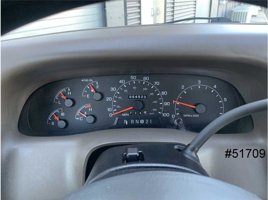 Used 2001 Ford F350 XL image 23