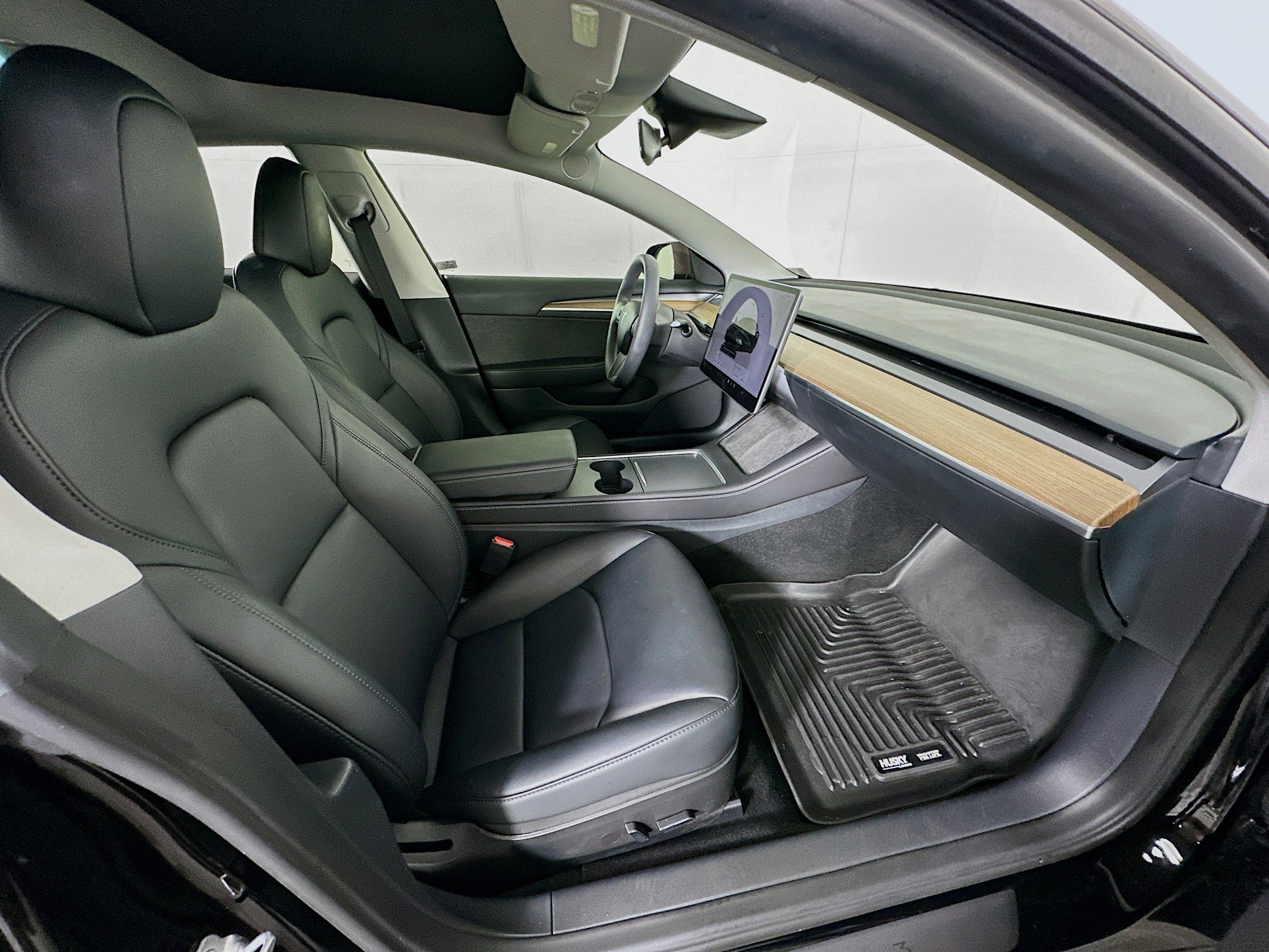 Used 2023 Tesla Model 3 Standard Range RWD image 30