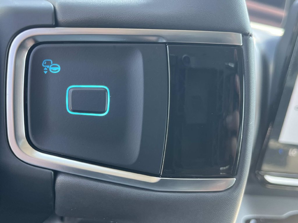 New 2026 Ford Expedition Active RWD image 36