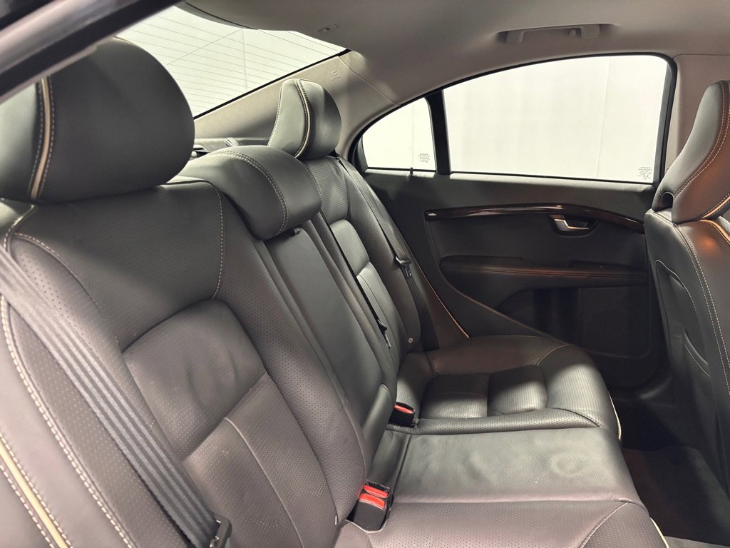 Used 2016 Volvo S80 T5 w/ Inscription Package image 26