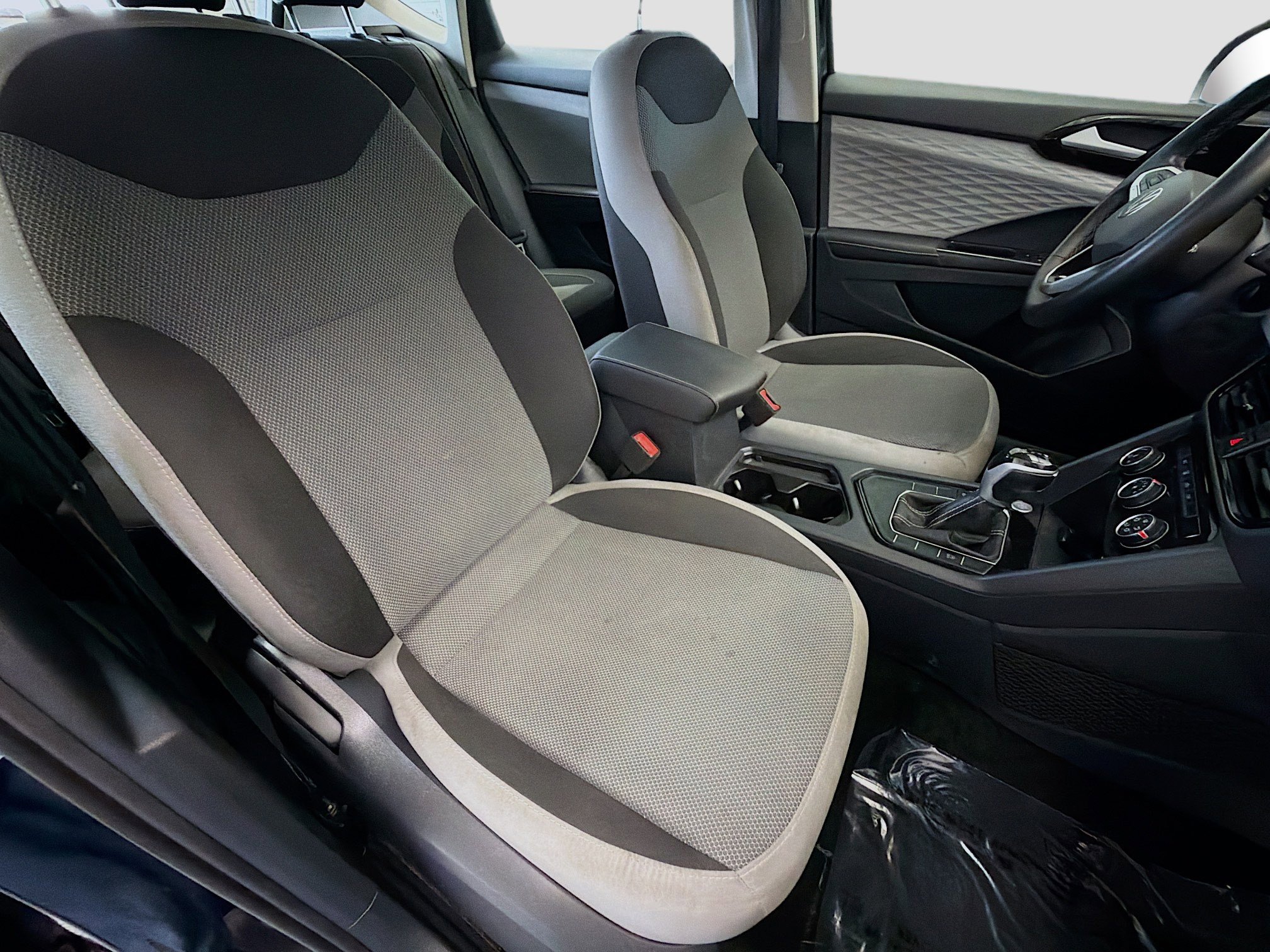 Used 2024 Volkswagen Taos S image 15