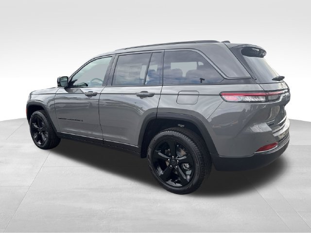 New 2027 Jeep Grand Cherokee Limited AWD/4WD image 5