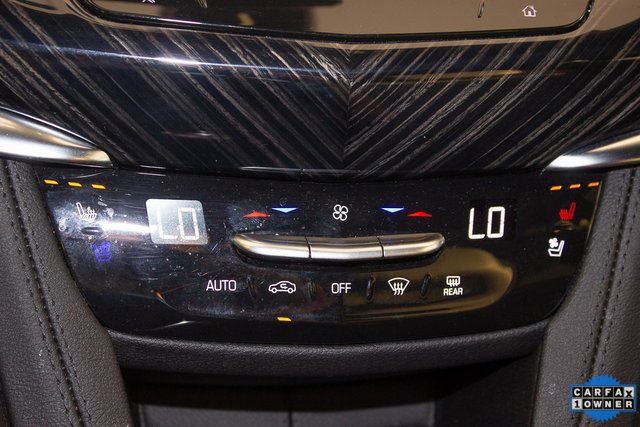 Used 2025 Cadillac XT6 Premium Luxury image 35