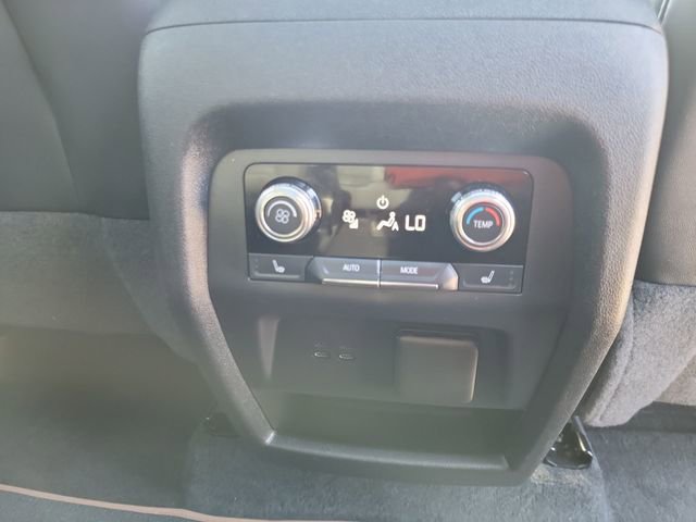 Certified 2024 GMC Acadia AT4 w/ Super Cruise Package AWD/4WD image 32