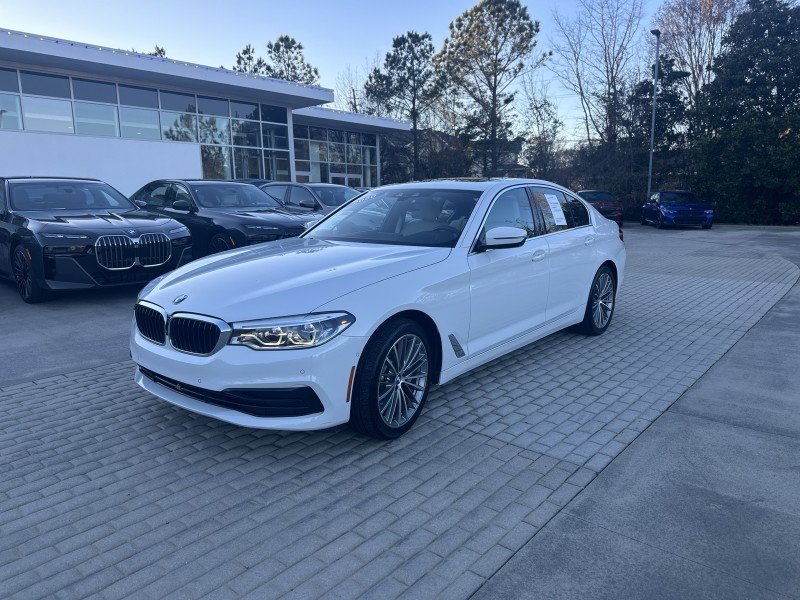 Used 2020 BMW 530i w/ Executive Package image 2
