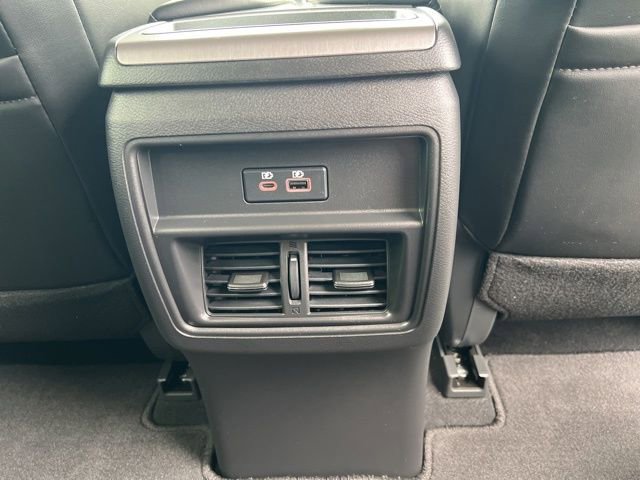 Used 2024 Nissan Murano SV w/ SV Midnight Edition Package image 15