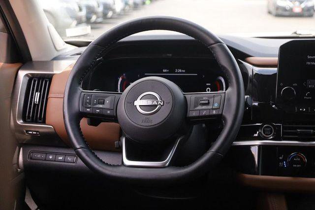 Used 2024 Nissan Pathfinder Platinum AWD/4WD image 26