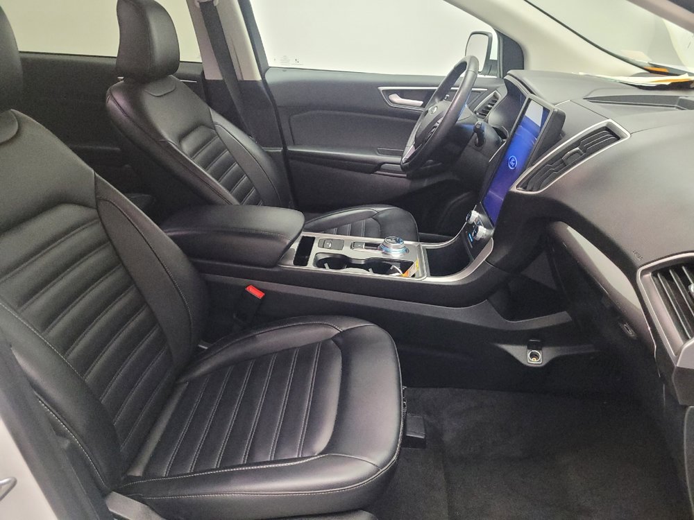 Used 2024 Ford Edge SEL image 21