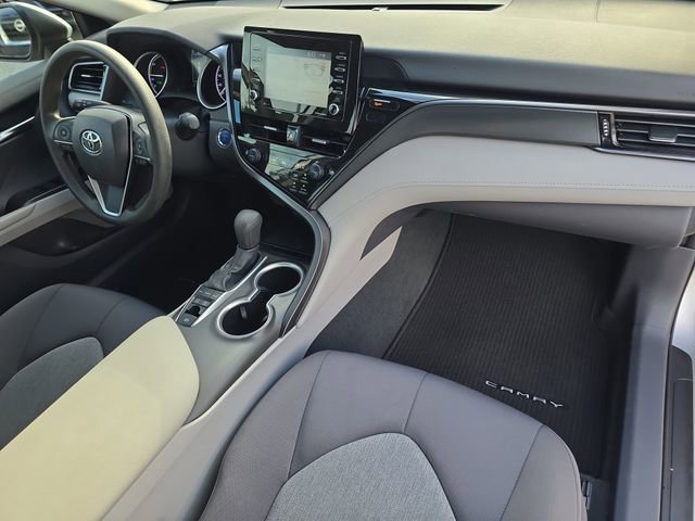Used 2021 Toyota Camry LE FWD image 11