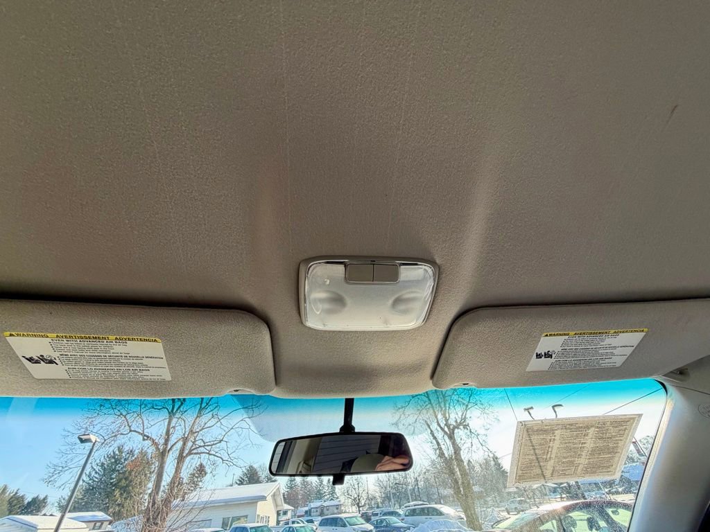 Used 2014 Toyota Sienna L image 35