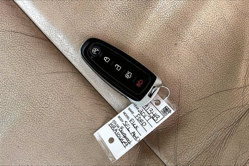 Used 2017 Ford Flex SEL w/ Equipment Group 202A AWD/4WD image 6