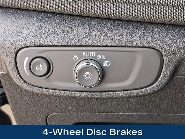 Used 2026 Chevrolet TrailBlazer LT w/ Midnight Edition AWD/4WD image 9