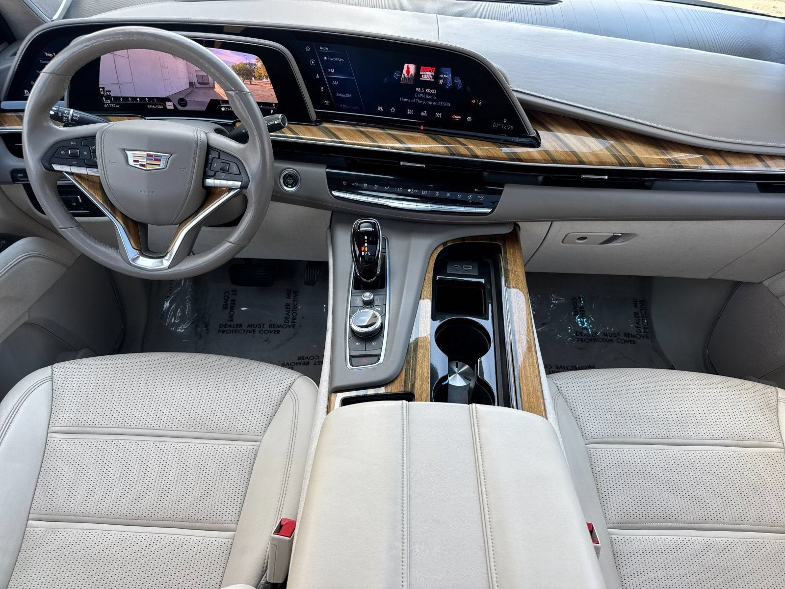 Used 2021 Cadillac Escalade Sport Platinum RWD image 13