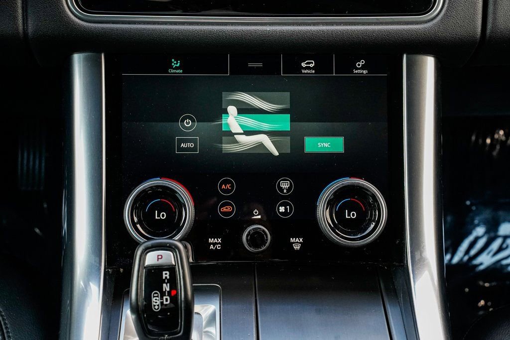 Used 2019 Land Rover Range Rover Sport SE image 14
