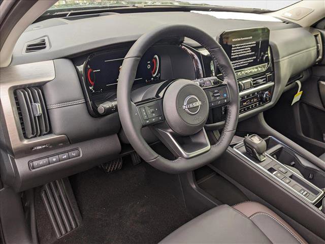 New 2025 Nissan Pathfinder Platinum w/ Cargo Package image 3