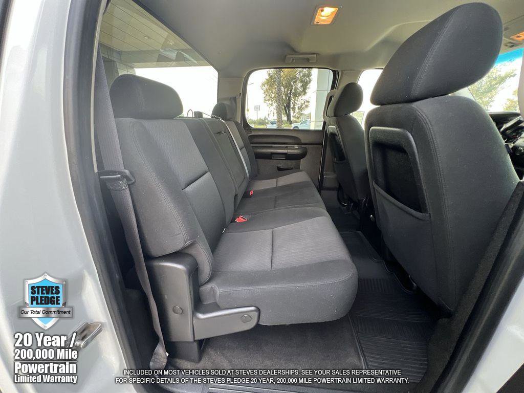 Used 2011 Chevrolet Silverado 2500 LT w/ Interior Plus Package image 26