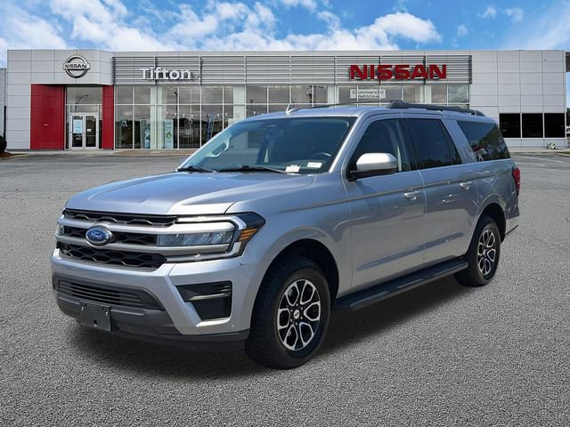 Used 2024 Ford Expedition Max XLT AWD/4WD image 3
