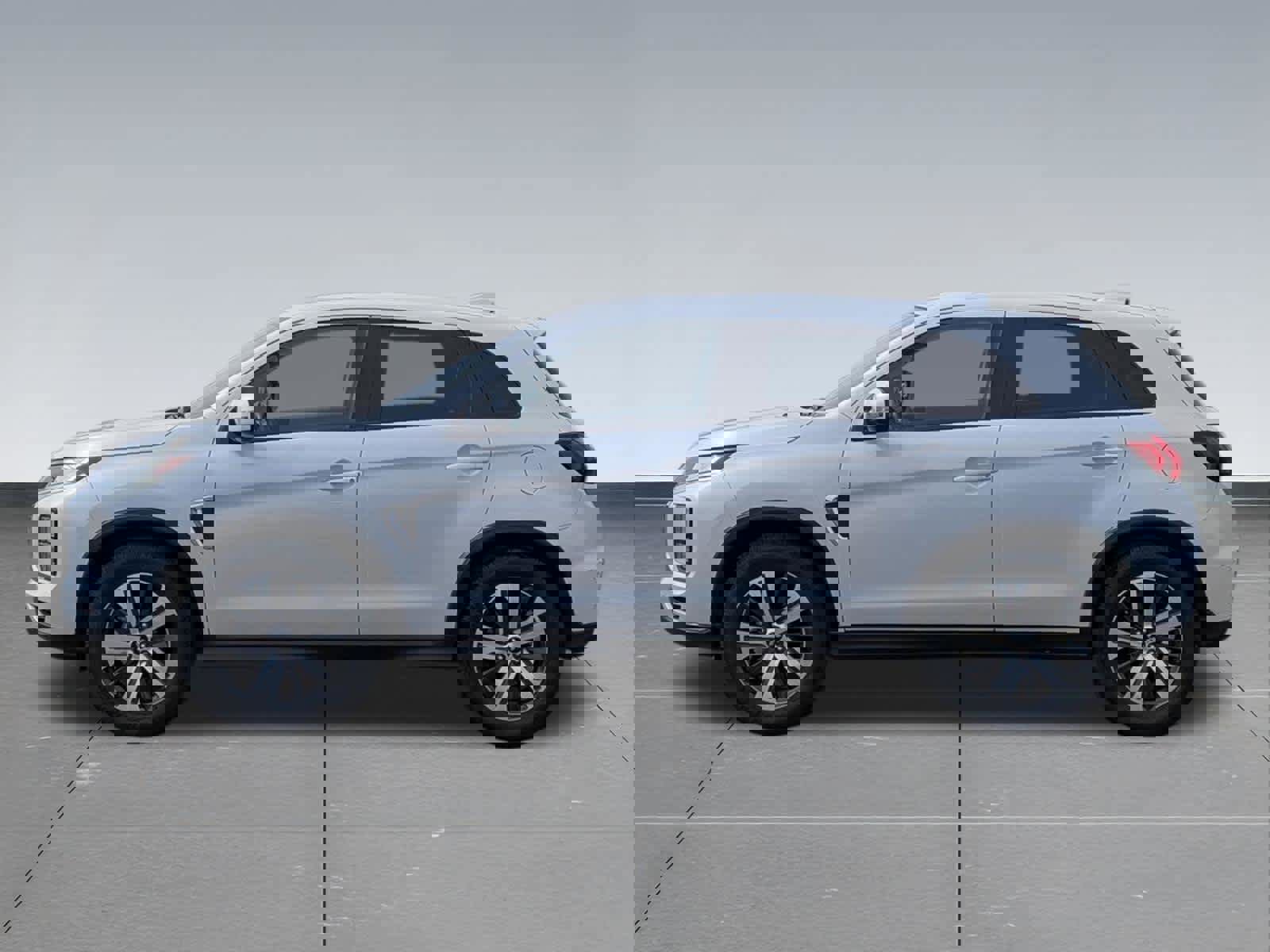 Used 2024 Mitsubishi Outlander Sport SE image 2