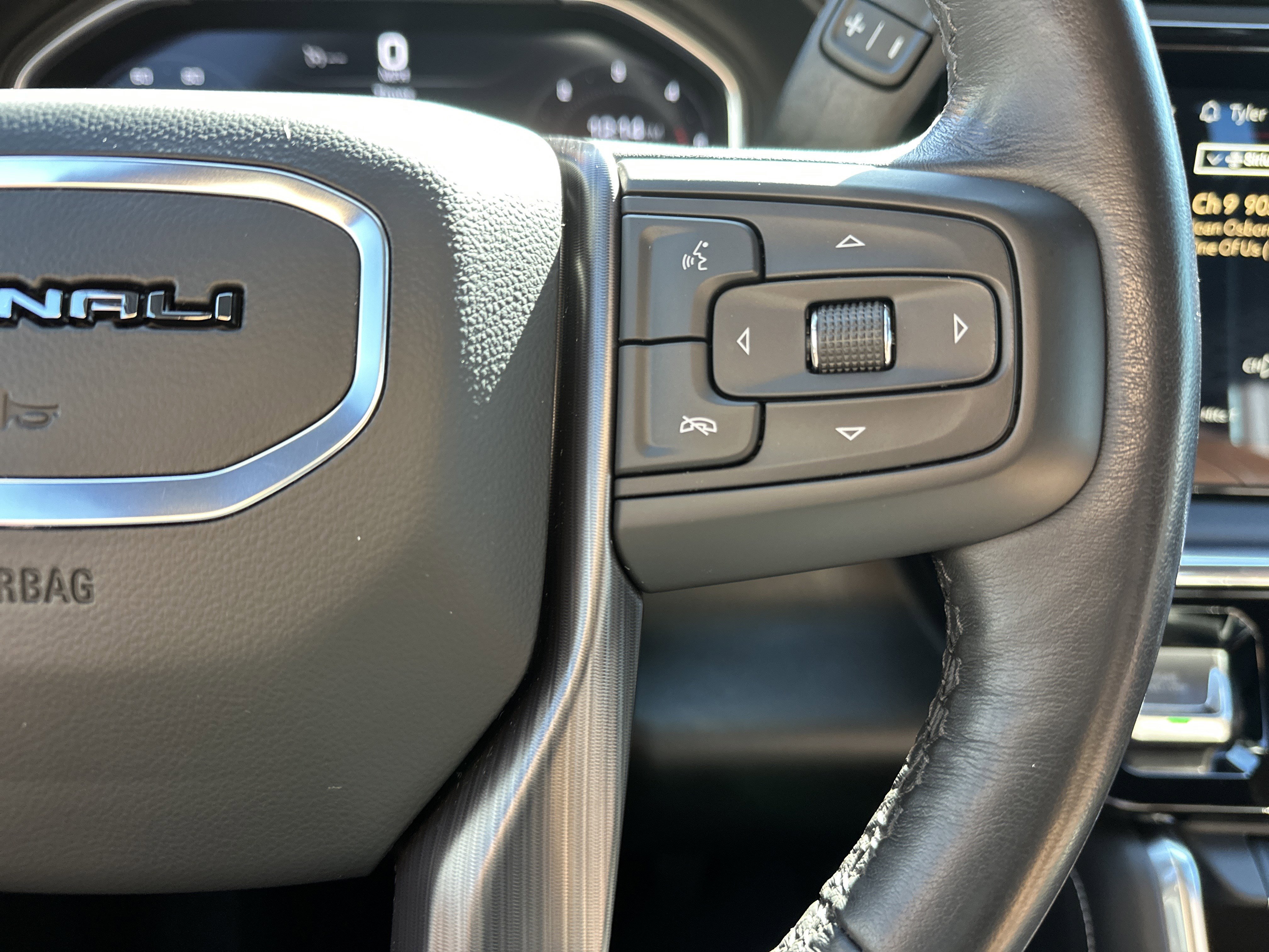 Certified 2024 GMC Sierra 2500 Denali Ultimate image 19