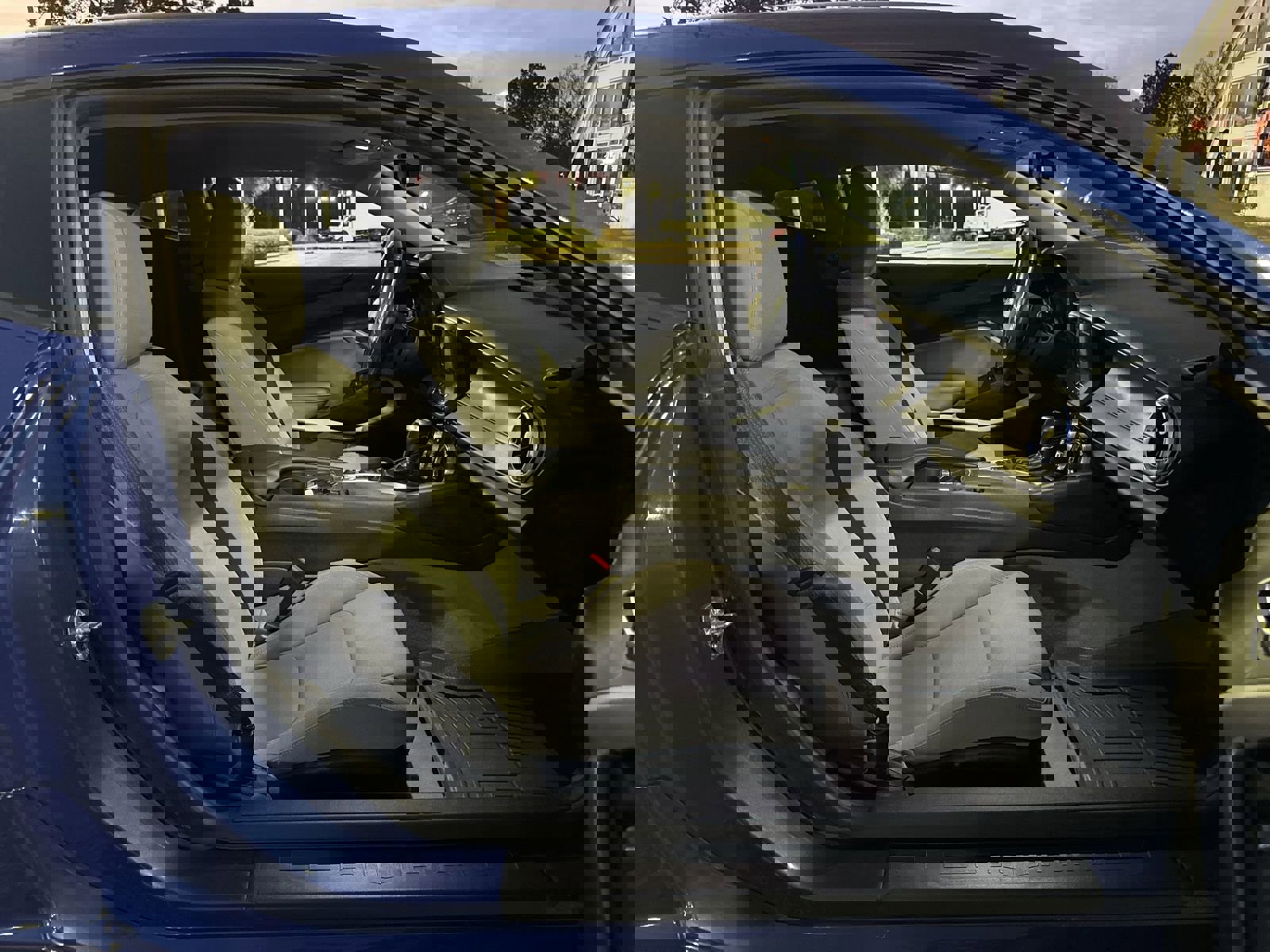 Used 2019 Chevrolet Camaro LT w/ RS Package image 31