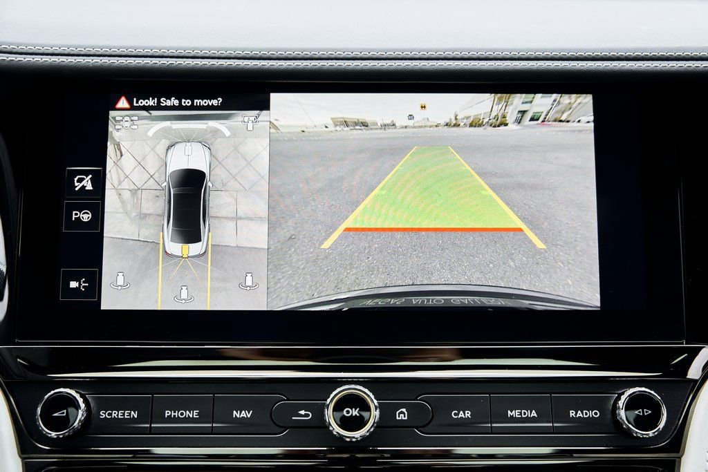 Used 2025 Bentley Flying Spur Plug-In Hybrid image 88