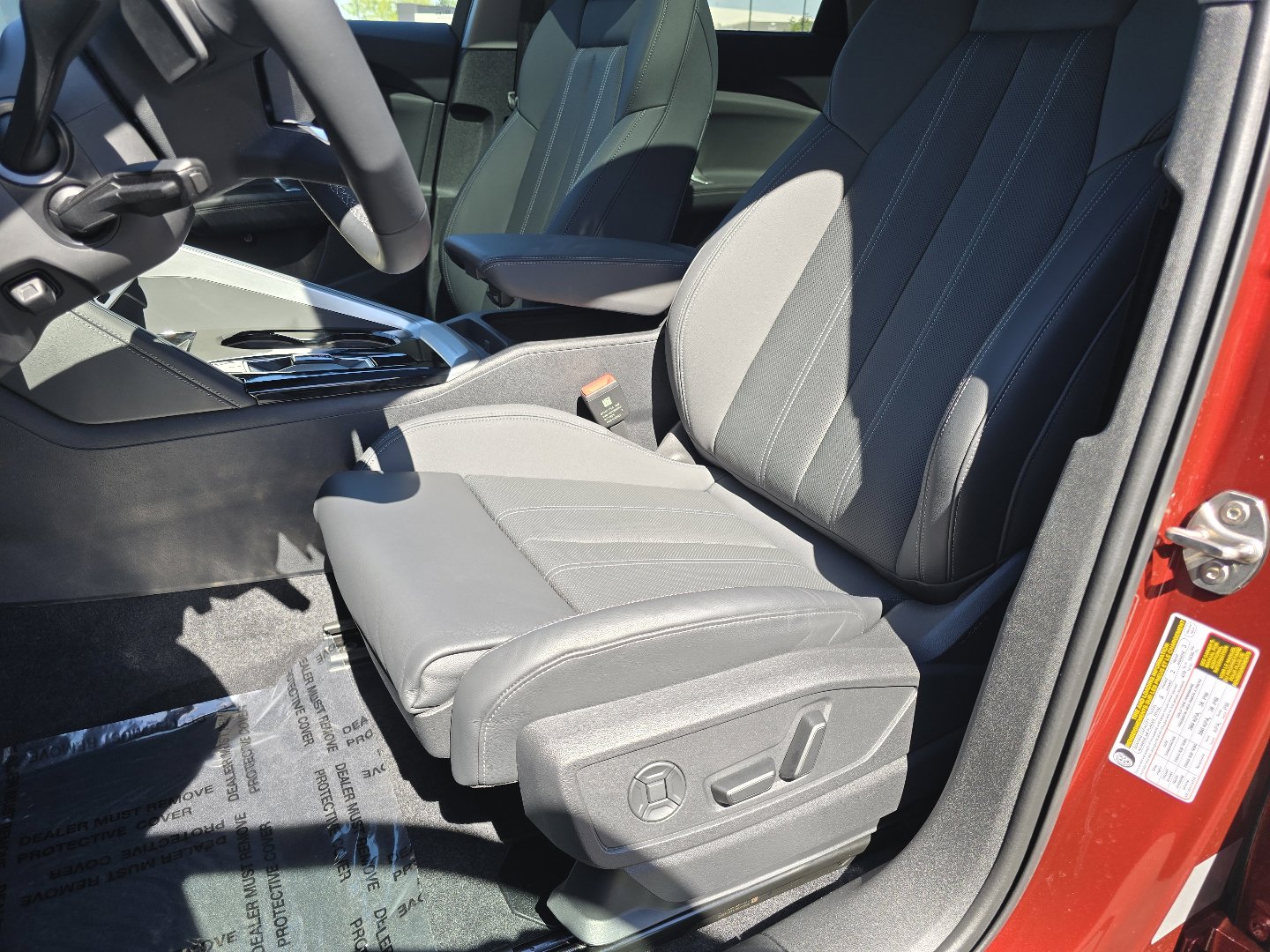 Used 2025 Audi Q5 Premium Plus w/ Premium Plus AWD/4WD image 39