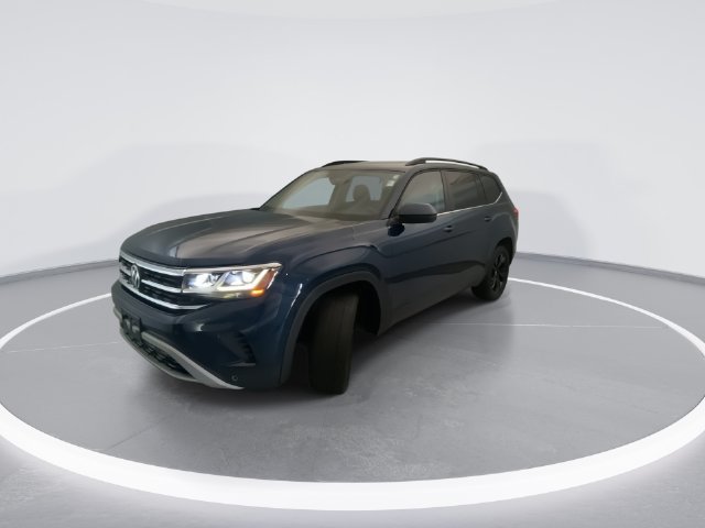 Used 2023 Volkswagen Atlas SE w/ Panoramic Sunroof Package AWD/4WD image 2