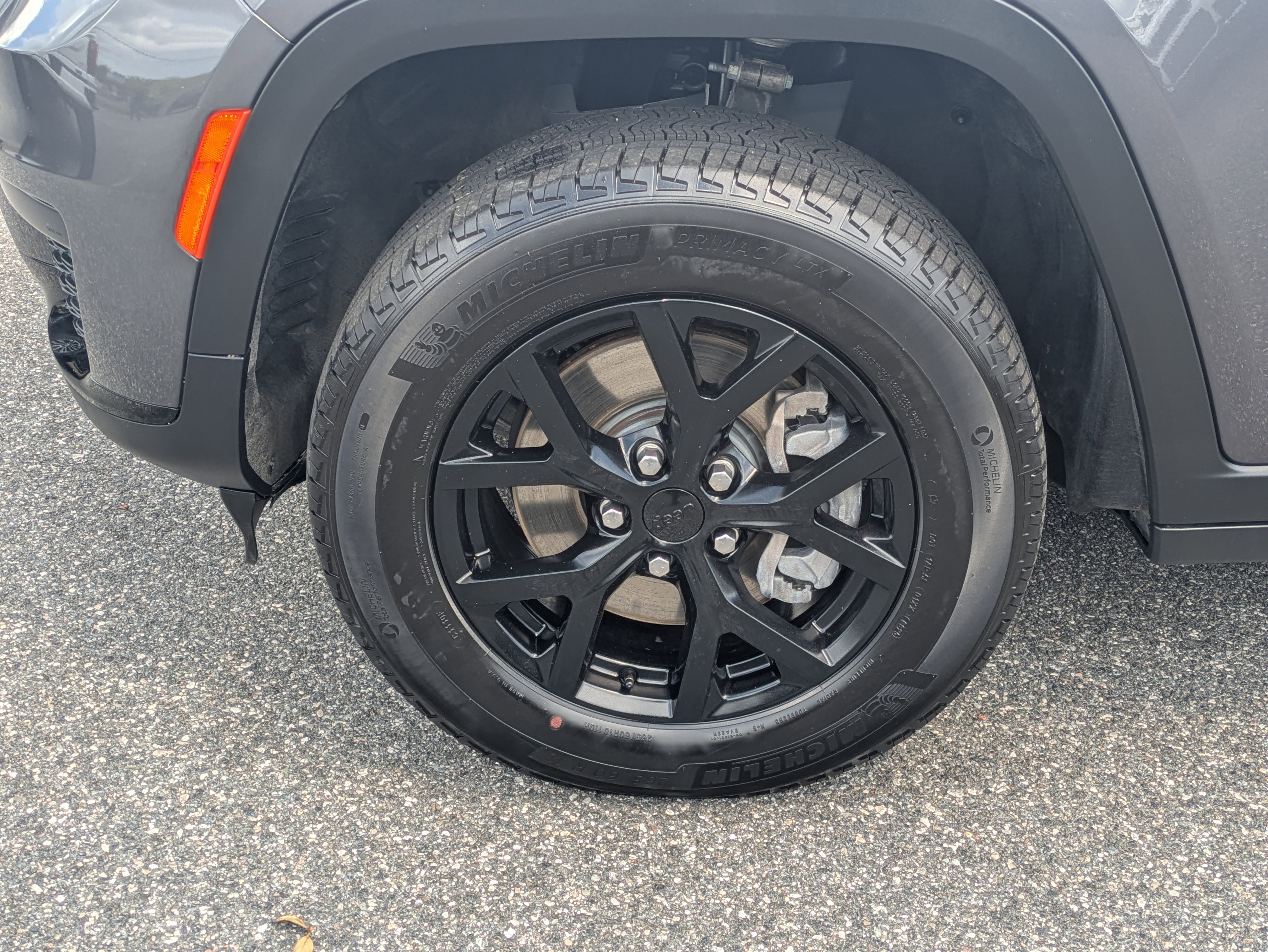 Used 2025 Jeep Grand Cherokee L Altitude AWD/4WD image 11