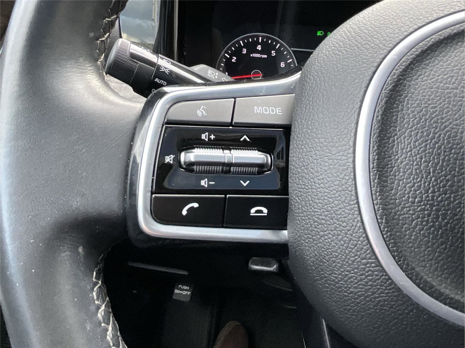 Used 2023 Kia Sorento S w/ Panoramic Sunroof Package AWD/4WD image 26