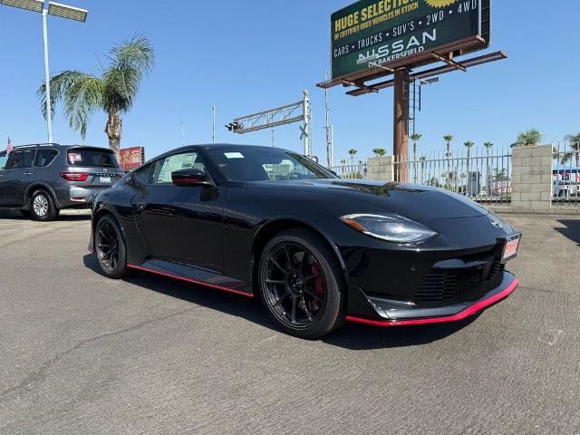 New 2025 Nissan Z NISMO w/ Floor Mat Package