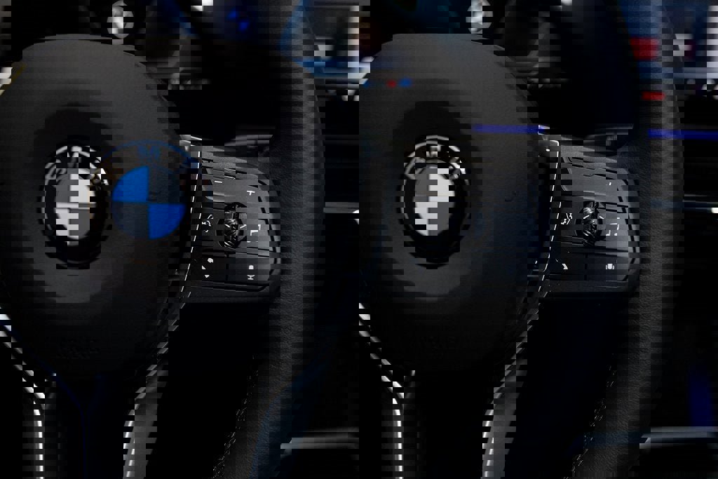 Used 2025 BMW X1 xDrive28i w/ Convenience Package image 27