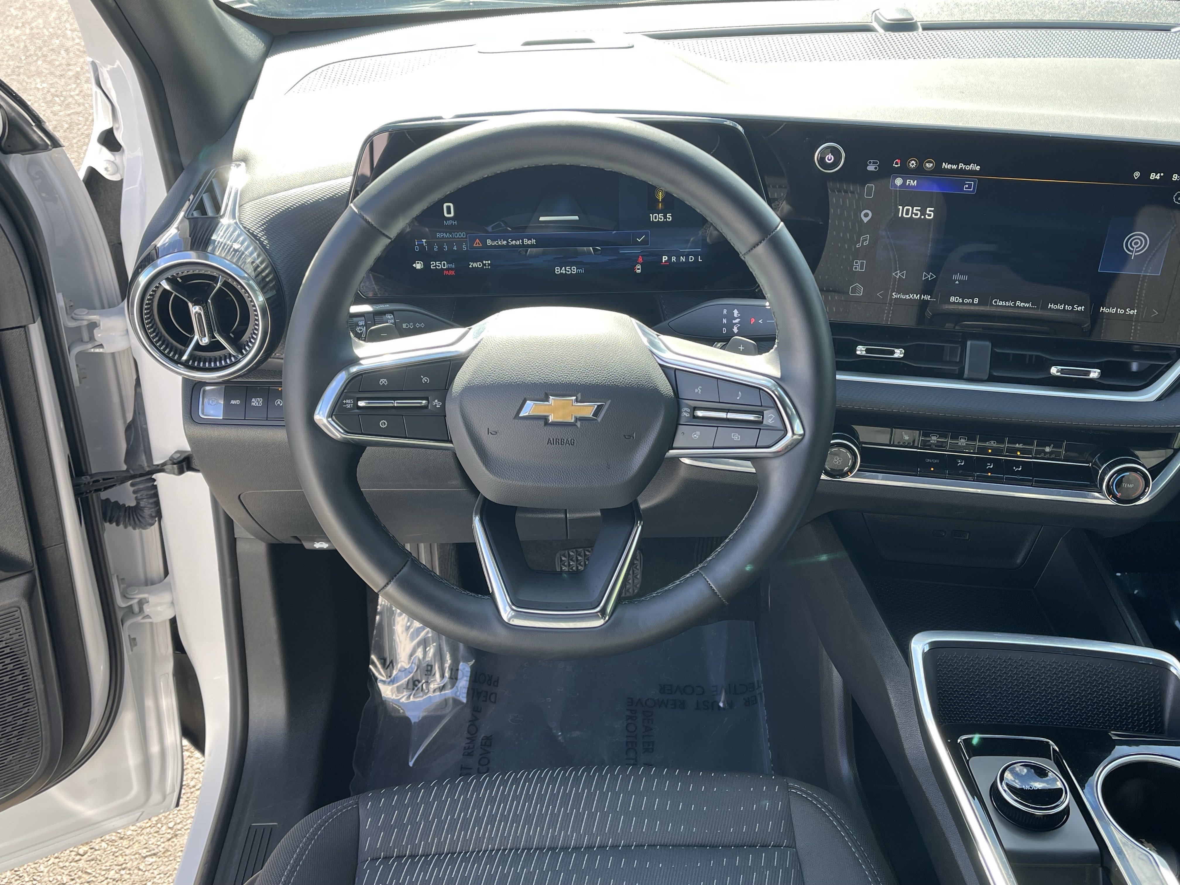 Used 2026 Chevrolet Equinox LT AWD/4WD image 13