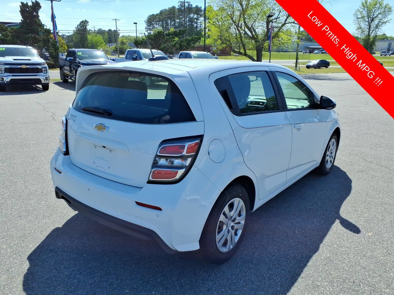 Used 2020 Chevrolet Sonic LT FWD image 5