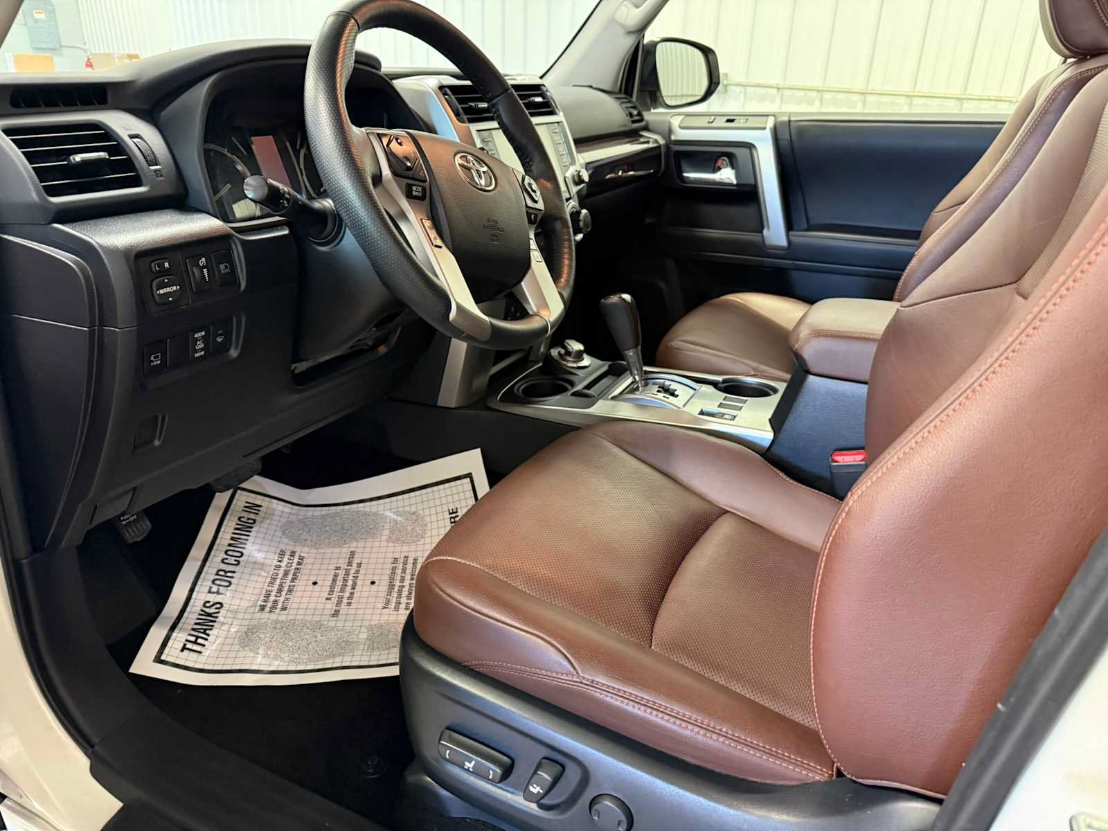 Used 2023 Toyota 4Runner Limited AWD/4WD image 19