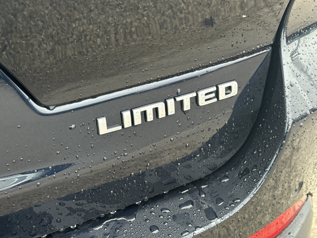 Used 2024 Jeep Grand Cherokee L Limited image 8