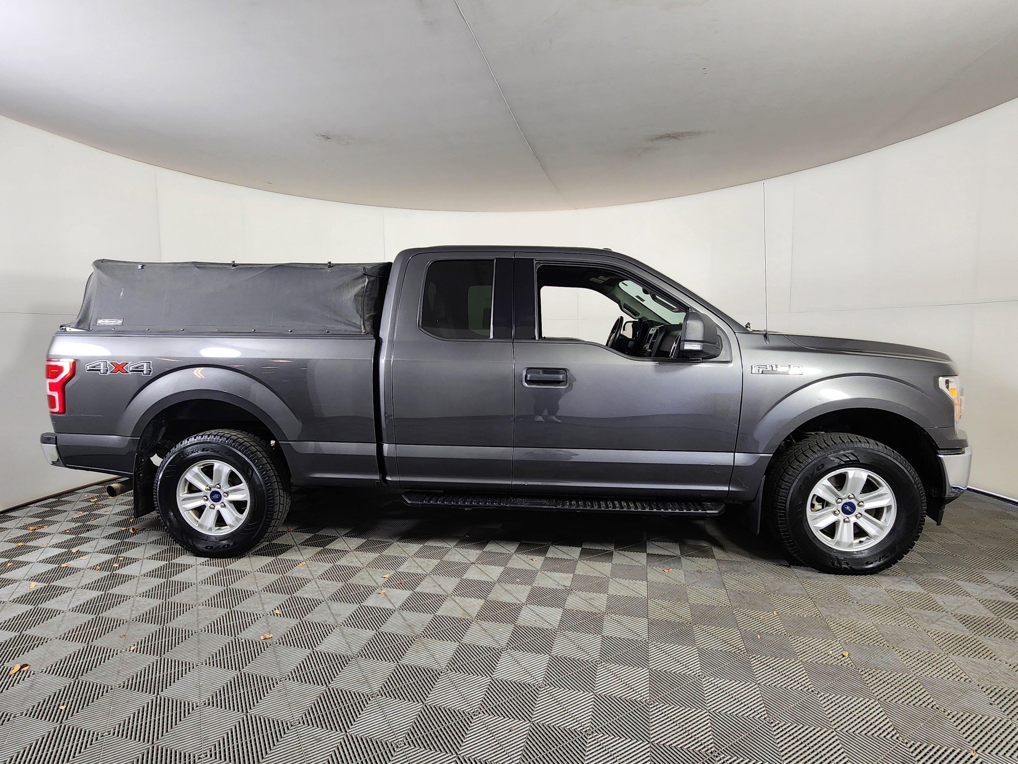 Certified 2018 Ford F150 XLT w/ Equipment Group 301A Mid image 8